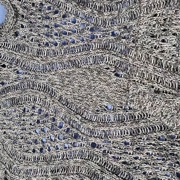 Maurices hooded sweater size Med - Picture 4 of 8